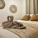 T2 Lumineux Balcon Ensoleille Au Coeur Du Vieux-toulon *